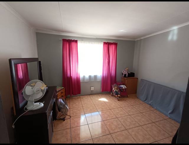 3 BEDROOM HOUSE FOR SALE IN VANDERBIJLPARK CW 5